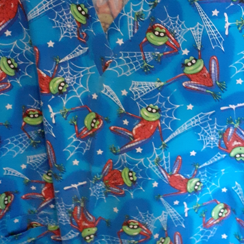 Scrub top